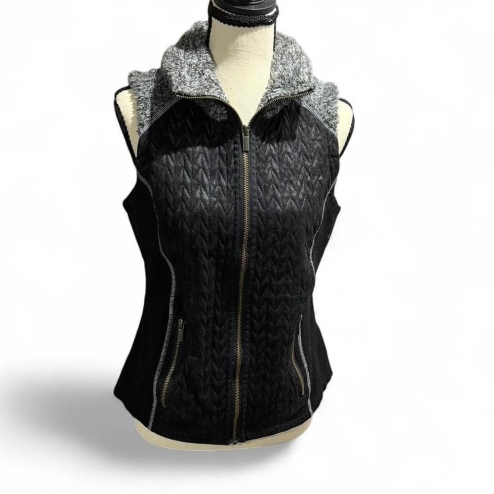 Wooly Bully Wear Fearless Black‎ Quilted Sherpa Zip Vest — Women's Small